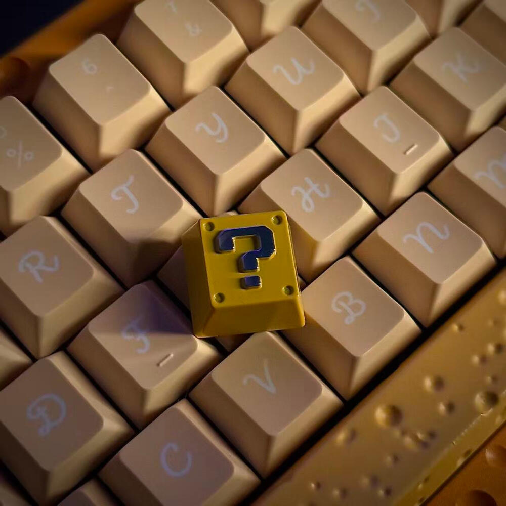 Tasto in Metallo Retro 8-Bit P - Gaming Keyboard Nearby recensione e prezzo